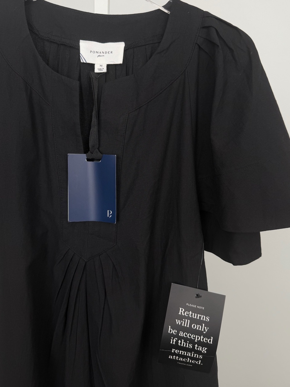 Pomander Place Black Finley Flutter Sleeve Maxi Dress - Picture 4 of 7